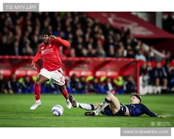 天空体育英超18轮预测全面分析本赛季各队表现与潜力展望